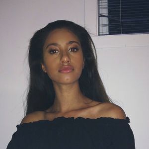 Meet your Posher, Anais